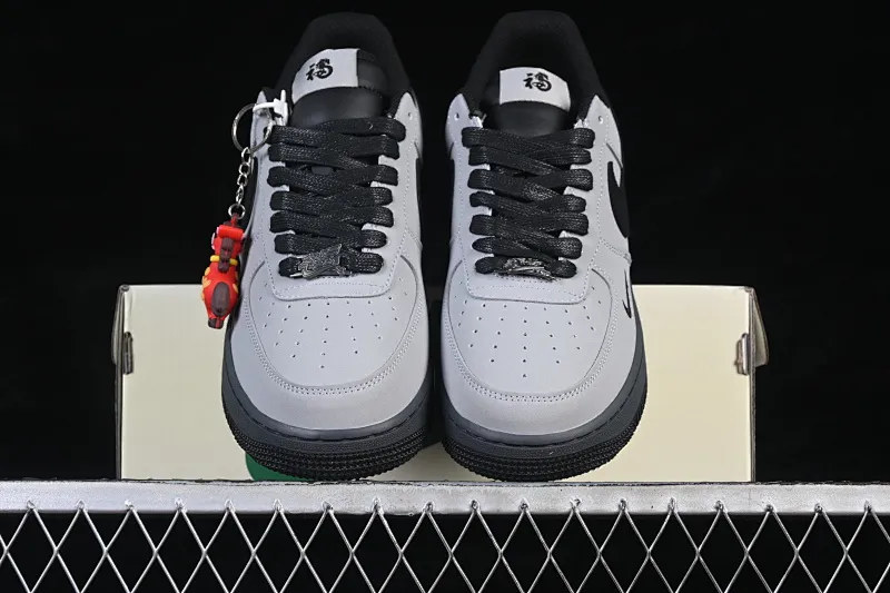 All categories Nk Air Force 1 Air Force series Nk Air Force 1 Low Air Force low top Nike Air Force 1'07 Low Year of the Horse limited edition Gray gray shadow Air Force 1 low top casual sneakers IH1401-100